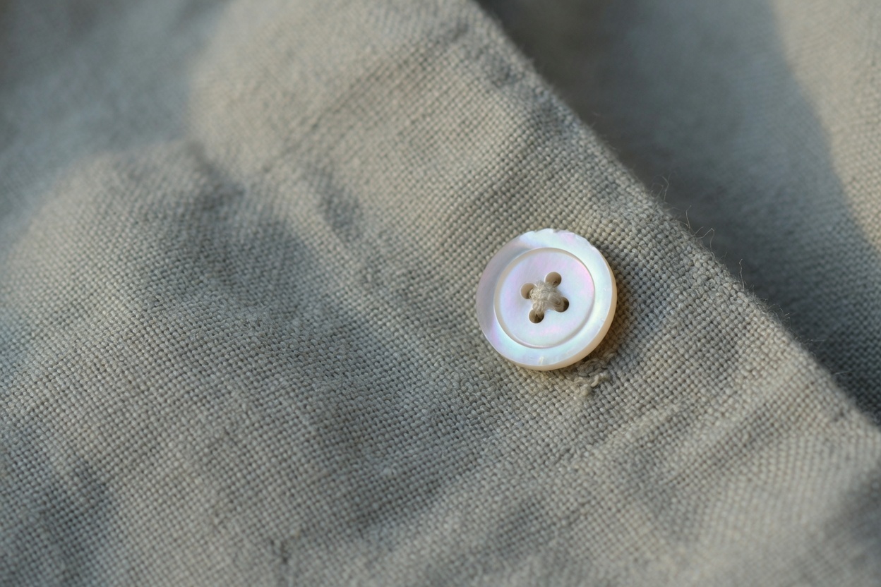 Linen weave and button